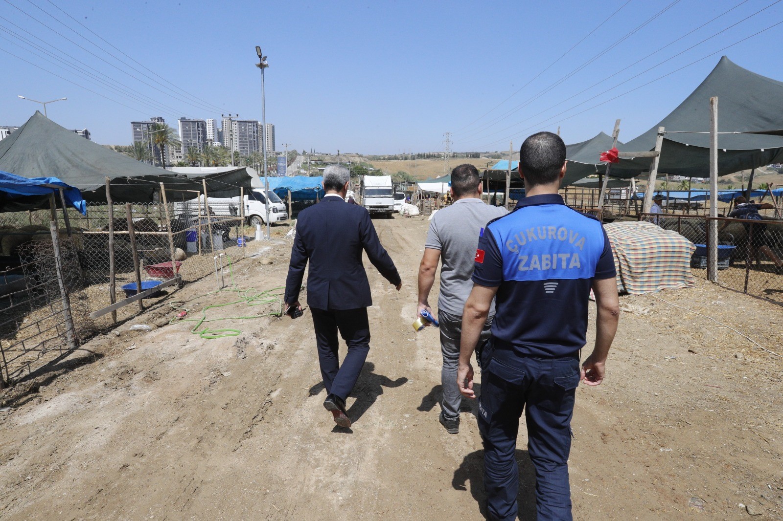 Çukurova'da Kurban Satış Alanları Denetleniyor (2)