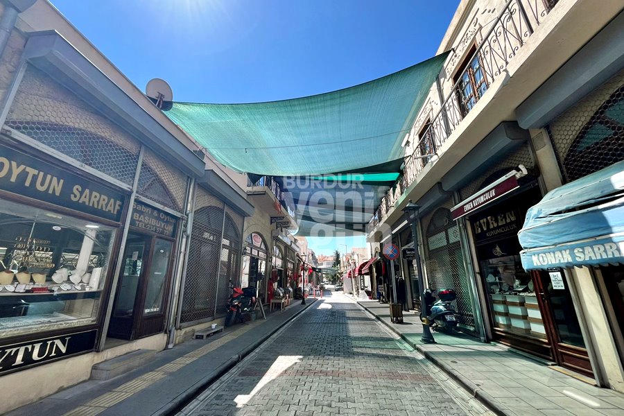 Burdur Yukarı Pazar 005