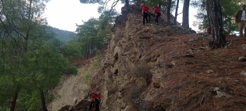 Keciler Dag Yamacinda Mahsur Kaldi Jak Harekete Gecti 2