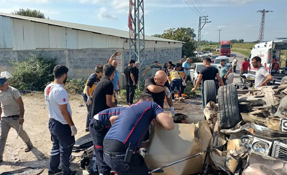 Otomobilin Hurdaya Döndüğü Kazada 7 Kişi Yaralandı Osmaniye