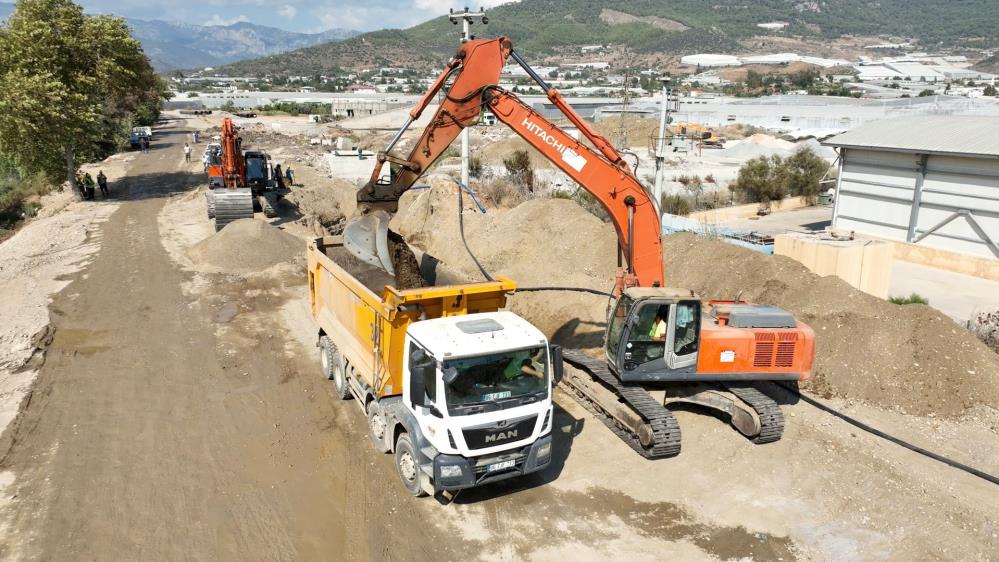 Anamur Alaköprü Sulama Inşaatının Yüzde 92'Si Tamamlandı