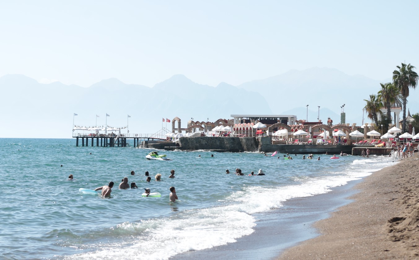 Antalya Sıcak Hava Deniz 2