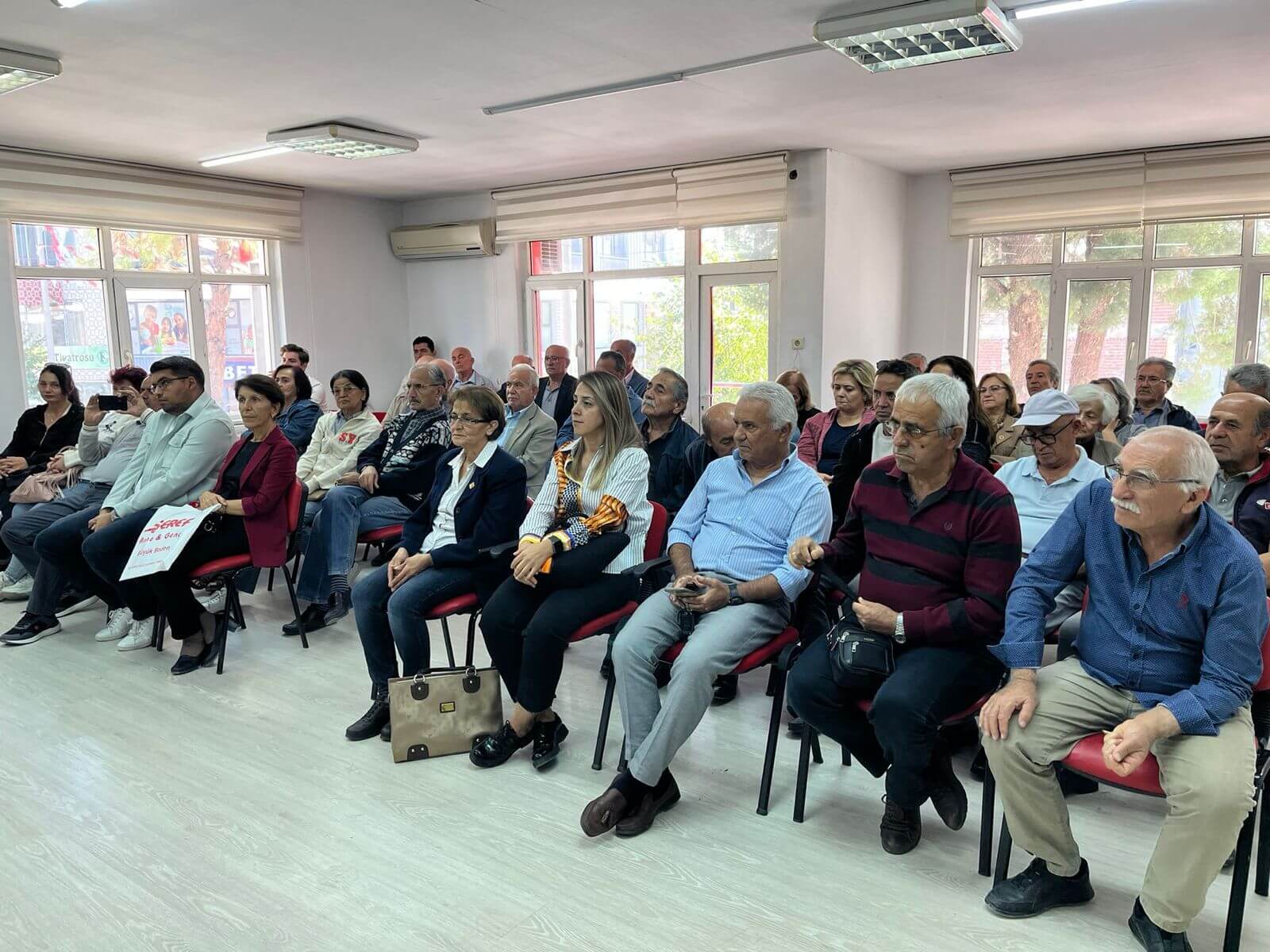 Chp Burdur’dan Anayasa Tepkisi (2)