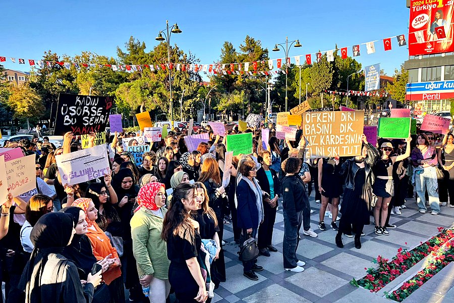 Kadın Cinayetlerine Hayır Burdur 018