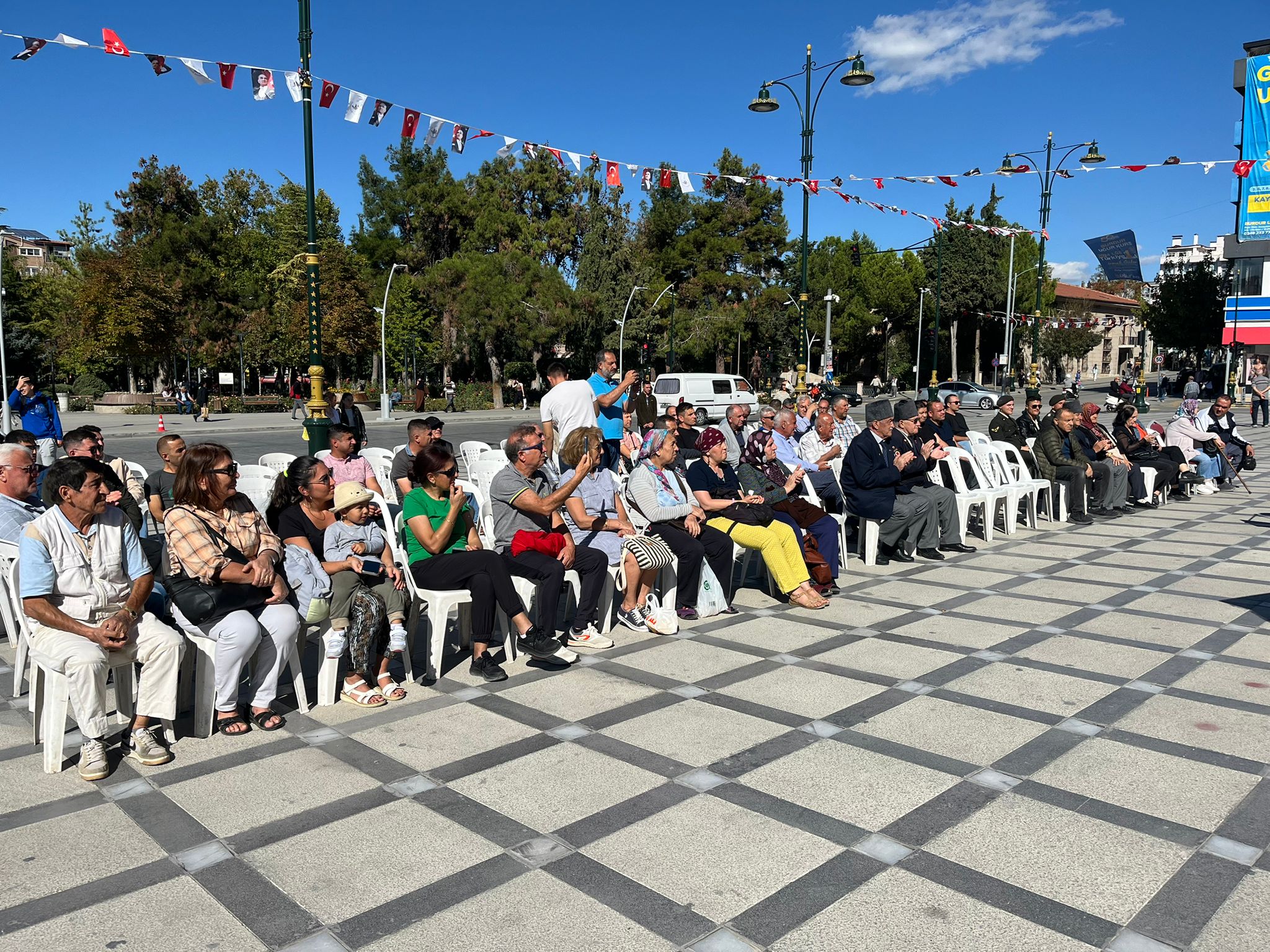 Antalya Bölge Komutanlığı Bandosu’ndan Burdur Halkına Coşkulu Konser