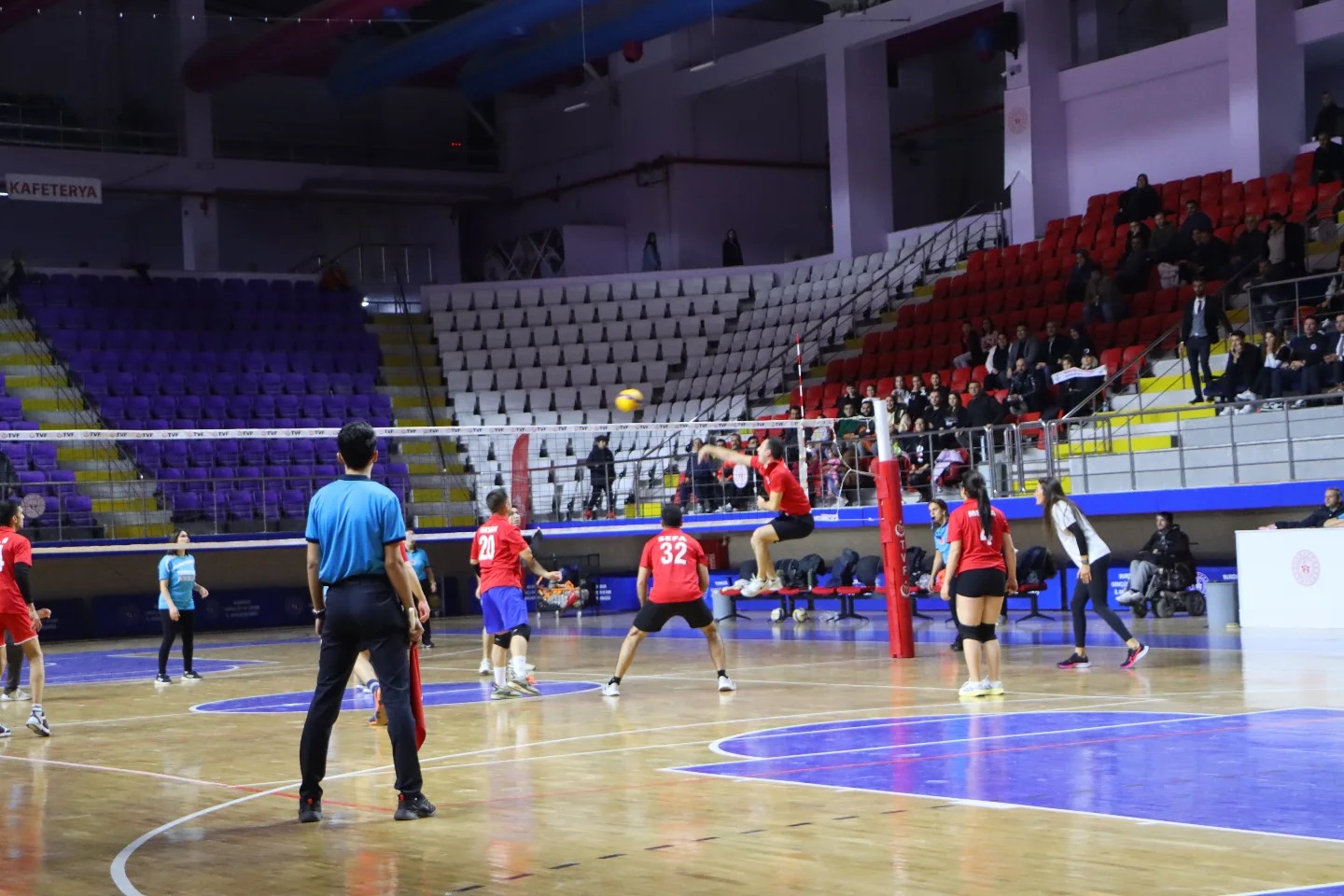 Burdur Öğretmenler Günü Voleybol Turnuvası (1)