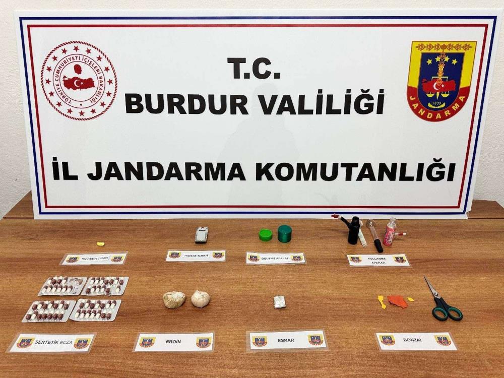 Burdur’da Jandarmanın 18 Günlük Operasyonlarında Yakalanan 5 Şüpheli Tutuklandı