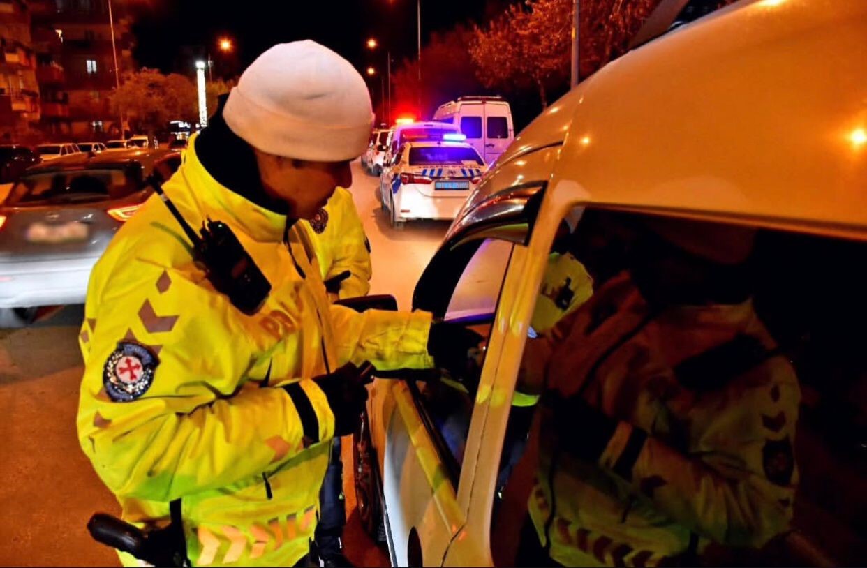 Emniyetten Sıkı Denetim Abartılı Egzoz Ve Modifiyeli Araçlara Geçit Yok