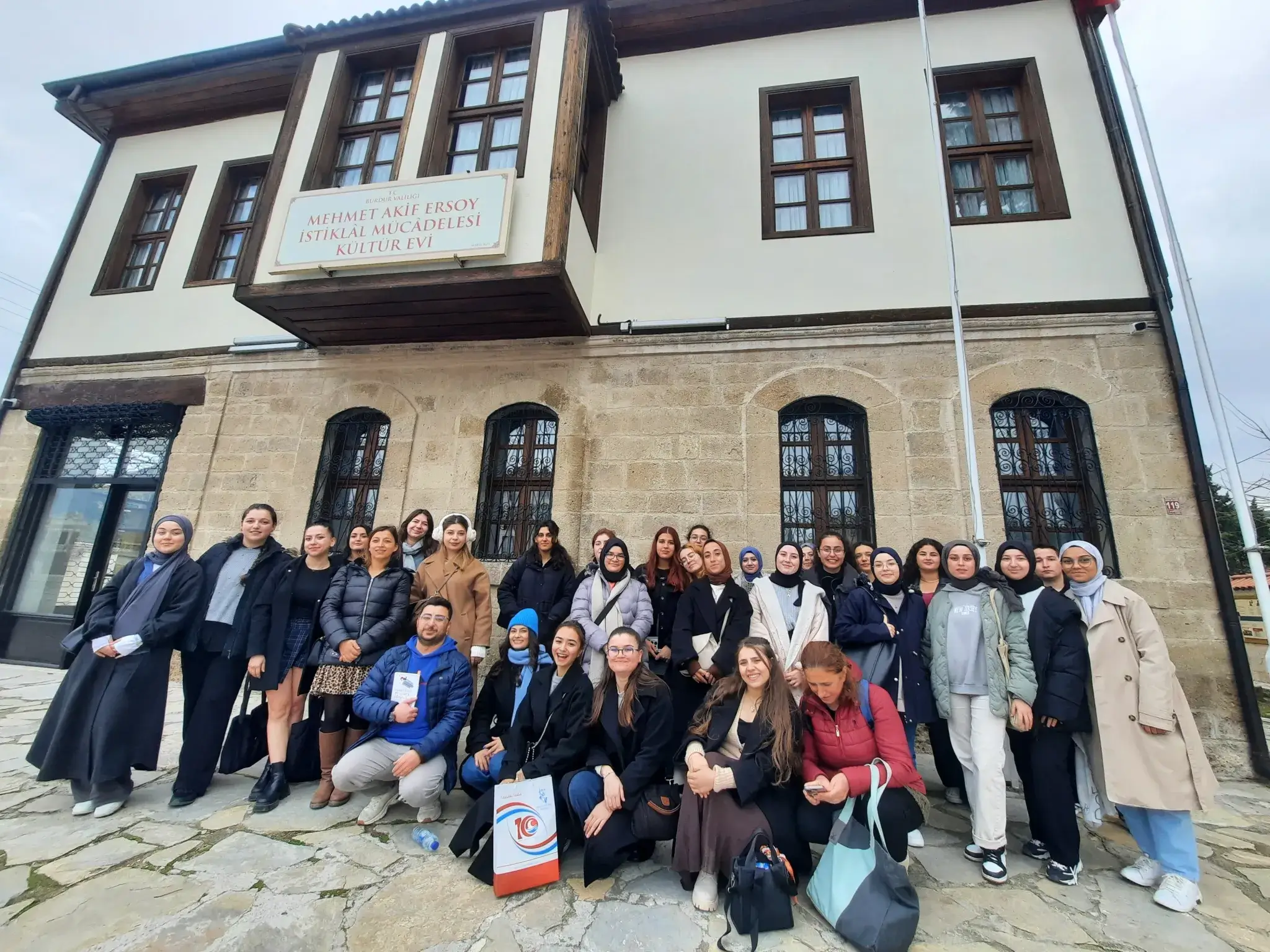 Üniversite İşbirliğiyle Anlamlı Etkinlik Makü Ve Sdü’den Kitap Günleri (2)