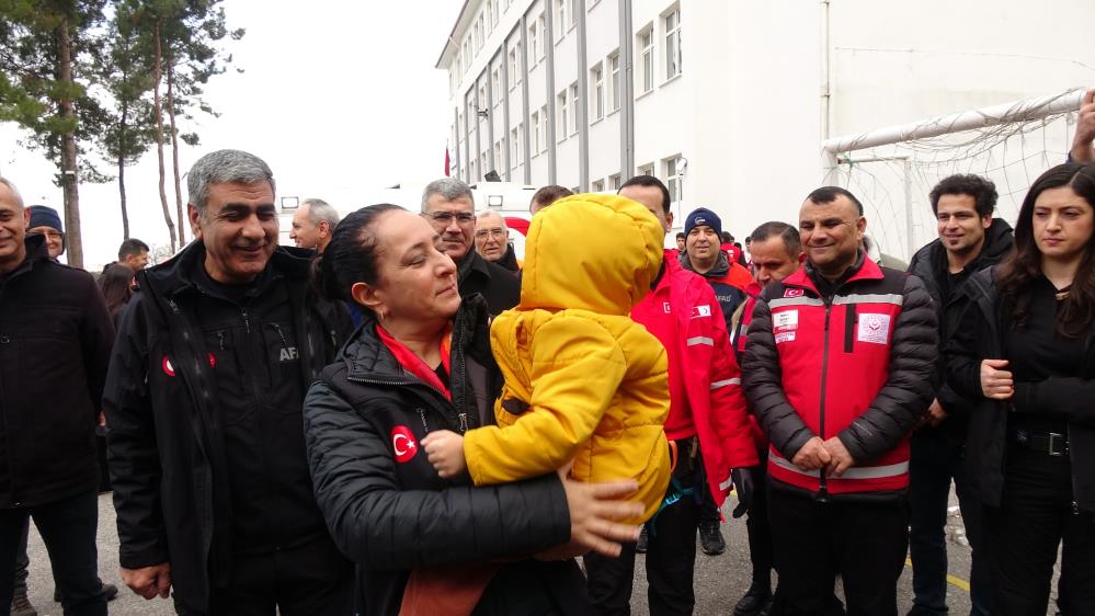 Burdur'da 4,2 Büyüklüğünde Deprem Tatbikatı Yapıldı 5