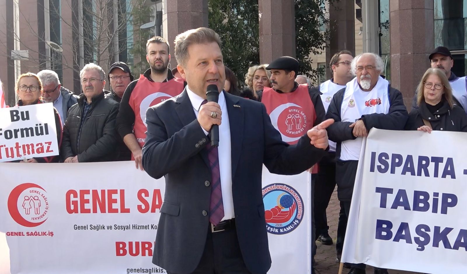 Burdur’da Aile Hekimlerinden İş Bırakma Eylemi