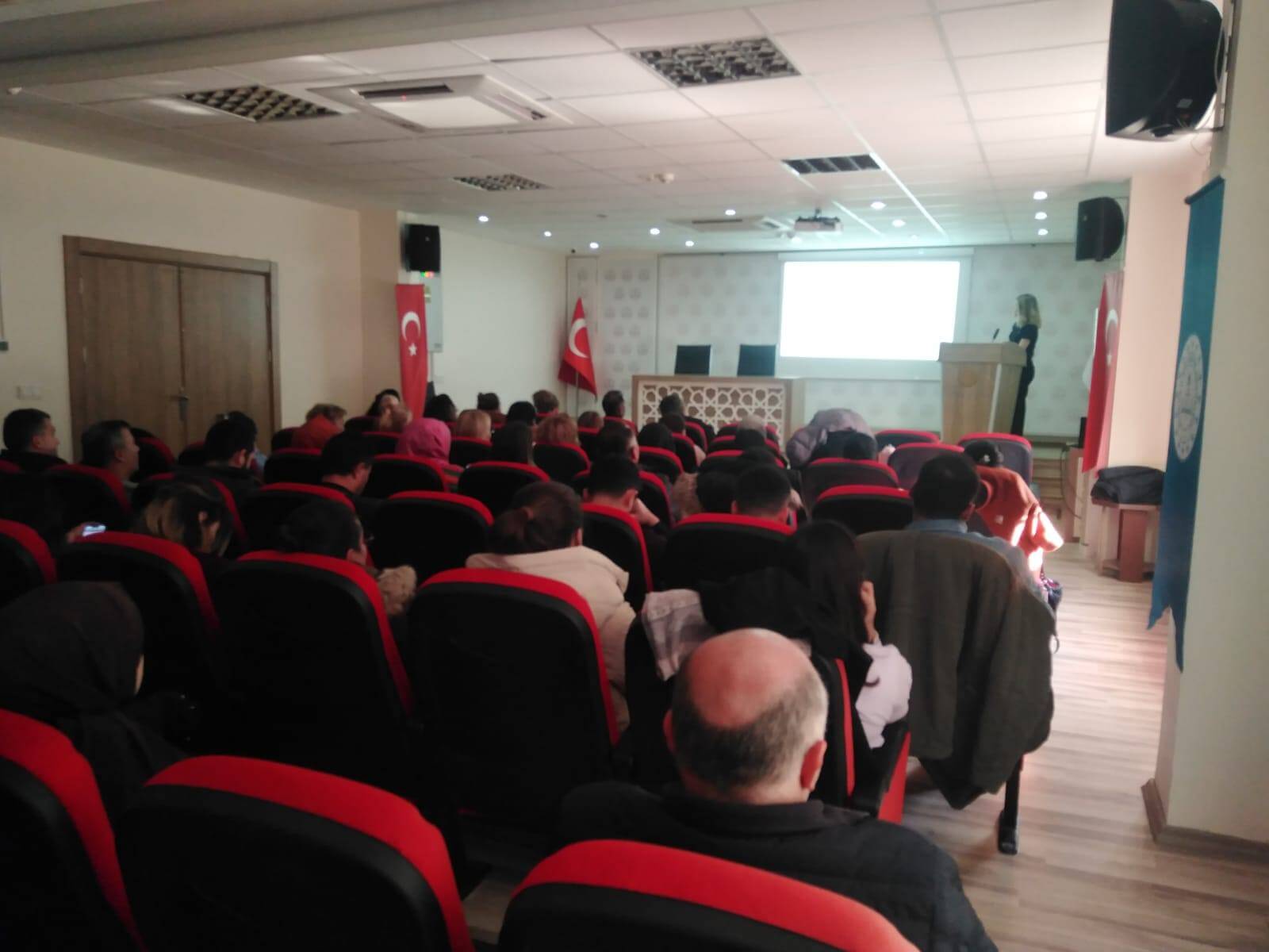 Burdur’da Özel Gereksinimli Bireyler İçin Anlamlı Eğitim Semineri (2)