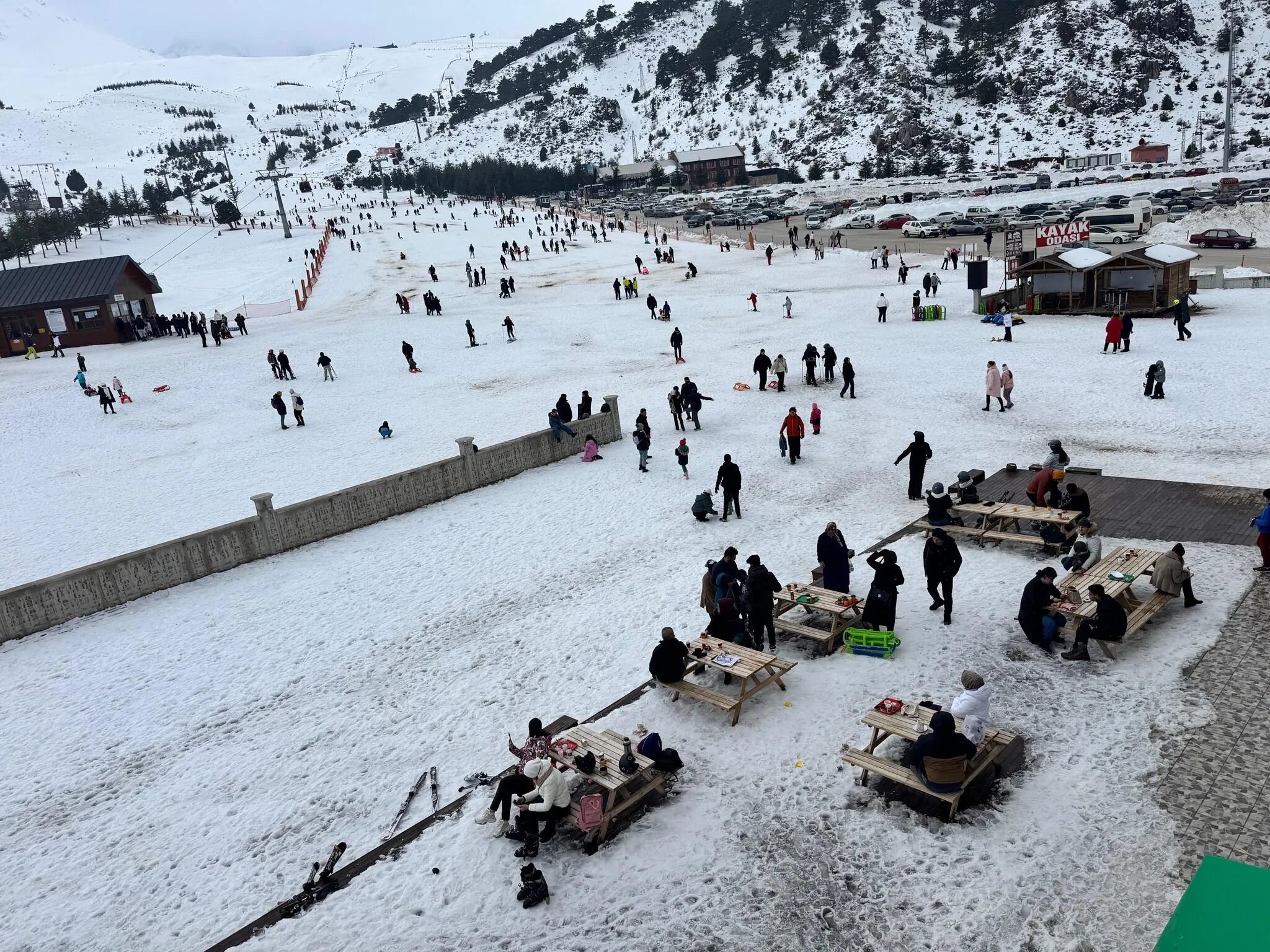 Davraz Kayak Merkezi’nde Rekor Ziyaretçi