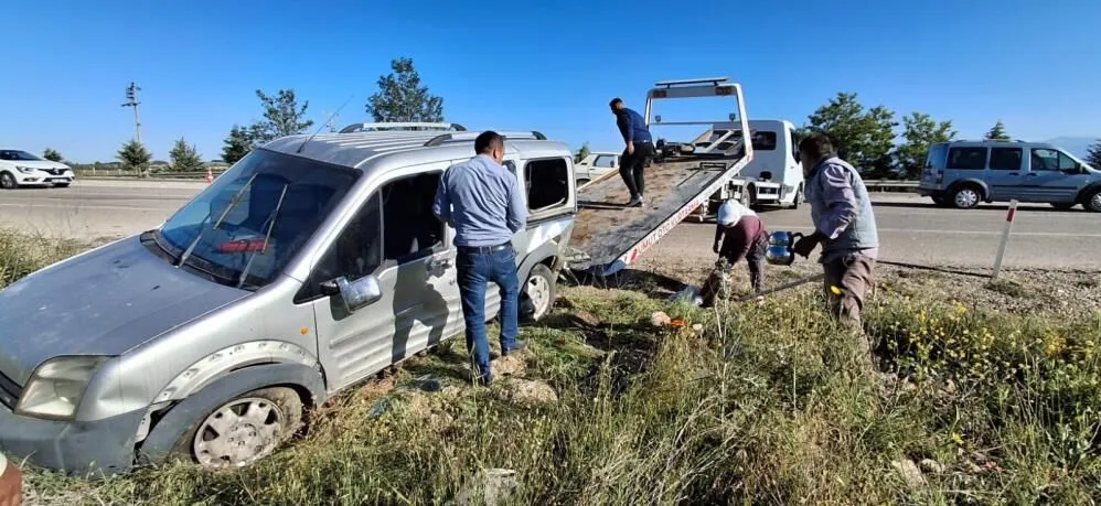 Tutun Iscilerini Tasiyan Otomobil Carpisti 3