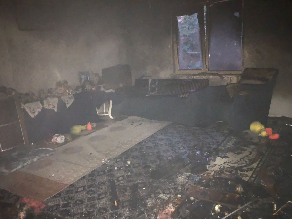 Bucak Ta Aksam Saatlerinde Sirenler Korkuttu Ev Kullanilamaz Hale Geldi T8Ed J