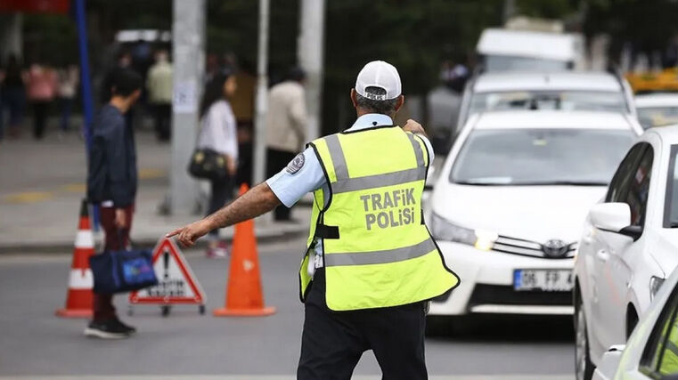 T R A F İ K 2