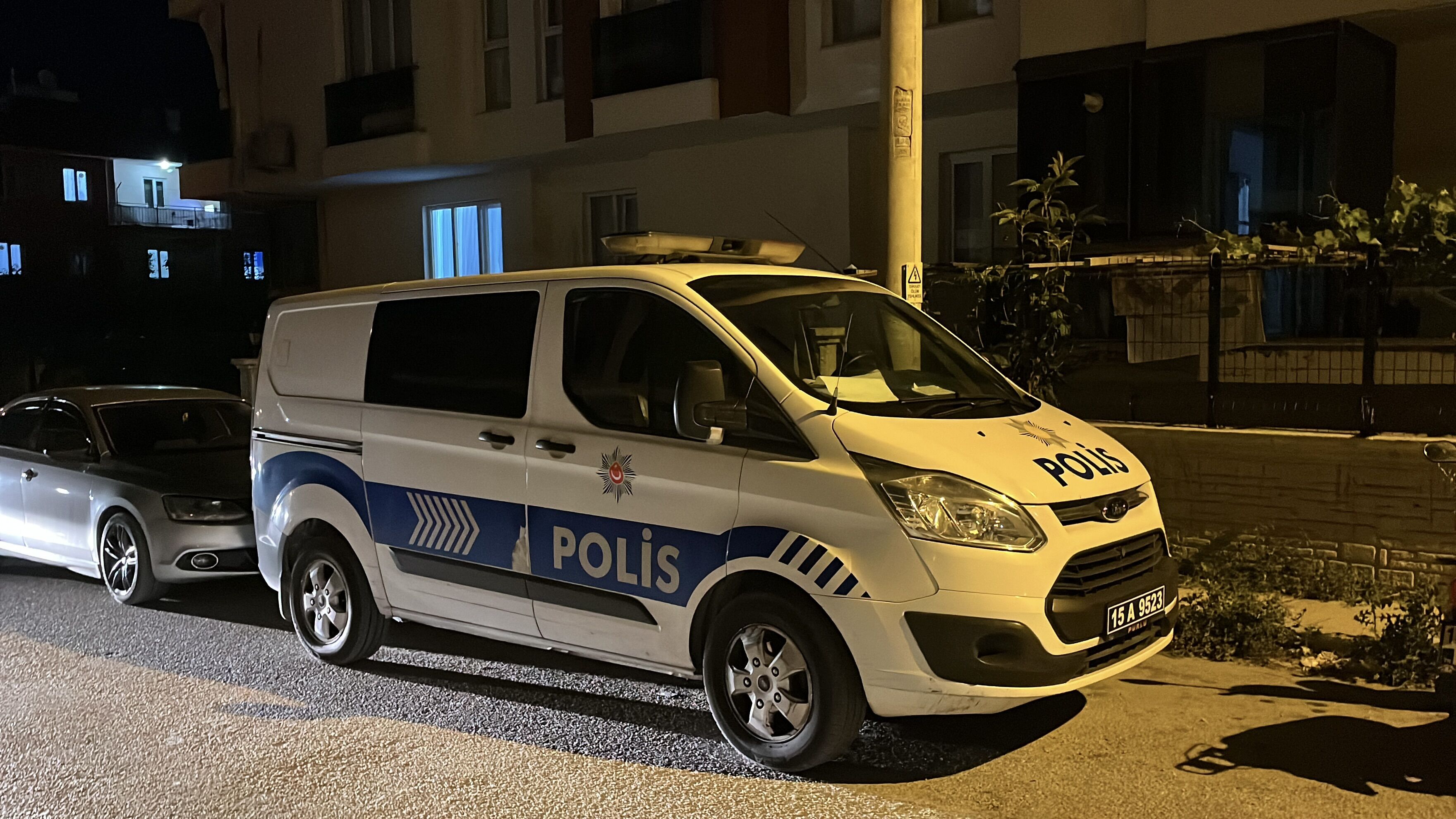 Burdur’da Kadın Cinayeti 36 Günlük Bebeğinin Yanında Bıçaklanarak Öldürüldü7