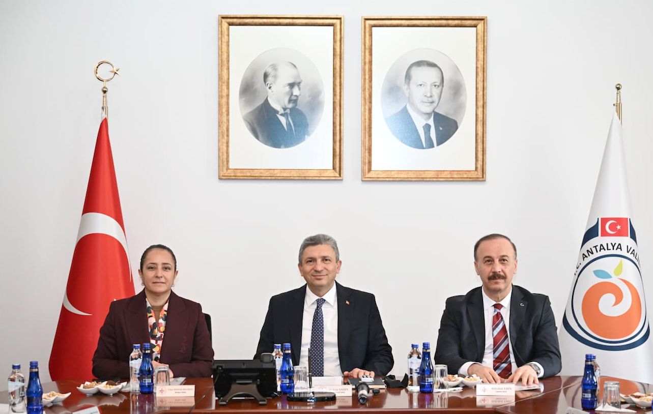 Ekran Resmi 2026 01 01 16.08.00