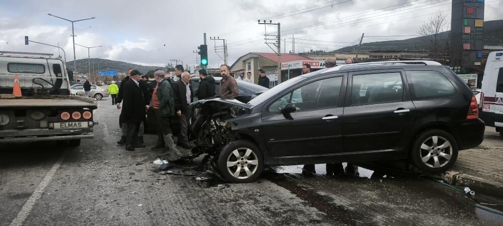 Denizli Tavas Trafik Kazası (1)