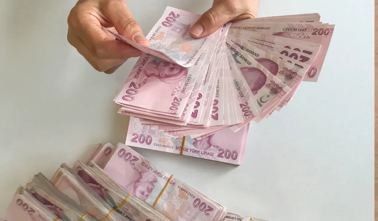 Mevduat Getirisi Nisan Ayinda Costu 32 Gunluk Getiri Yuzde 47Yi Gordu 3292424 Photogallery 13