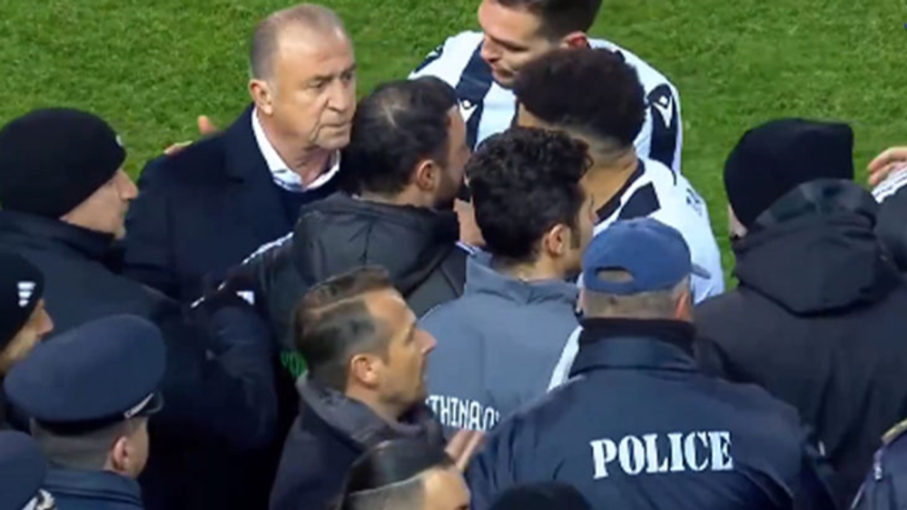 Fatih Terim ile Lucescu'nun oğlu birbirine girdi! Polis zor ayırdı