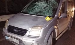 Kara yolunda tartışan iki kişi, hafif ticari araçların çarpması sonucu öldü