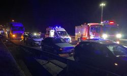 Düzce'de zincirleme trafik kazası: 1 ölü, 7 yaralı