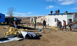 Kars'ta rüzgarda hasar gören köylerde çalışma başlatıldı
