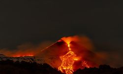 Etna Yanardağı'nda volkanik hareketlilik devam ediyor