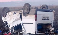 Kahramanmaraş'ta minibüsün tarlaya devrilmesi sonucu 8 kişi yaralandı