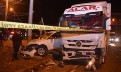 Şanlıurfa'da tır ile otomobil çarpıştı: 1 ölü, 4 yaralı