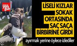 Liseli Kızlar Sokak Ortasında Saç Saça Birbirine Girdi