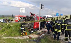 Tekirdağ’da minibüsle tırın çarpışması sonucu 5 kişi öldü, 10 kişi yaralandı