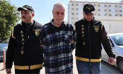 Uyuşturucu almak için para isteyen oğlunu öldürdü