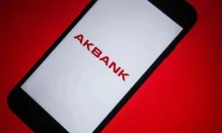 Akbank çöktü mü? 4 Nisan Perşembe Akbank neden açılmıyor, sorun mu var? Akbank para gönderemiyorum?