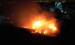 Kahramanmaraş'ta Ahşap Fabrikası Alevlere Teslim Oldu!