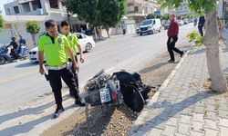 Hatay'da Korkutan Motosiklet Kazası: 2 Kişi Yaralı