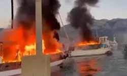 Kemer’de Marina Yangını: 3 Tekne Alevlere Teslim Oldu