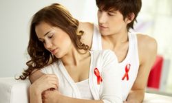 AIDS'li Biriyle İlişkiye Girmek Mutlaka Hastalığı Kapmak Anlamına Gelir Mi?