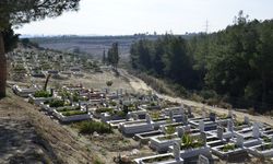 Zehirlenme sonucu ölen 3 kardeşten ikisi toprağa verildi