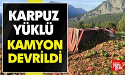 Karpuz Yüklü Kamyon Devrildi