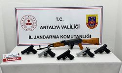 Antalya’da 5 Tabanca ve Av Tüfeği Ele Geçti