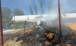 Burdur'da biçerdöver ve saman balyalarında çıkan yangın söndürüldü
