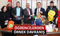 Karamanlılı öğrencilerden örnek davranış