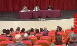 Burdur'da "turizmdeki sorunlar ve çözüm önerileri" görüşüldü