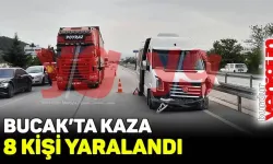 Bucak'ta işçi servisi otomobille çarpıştı; 8 kişi yaralandı