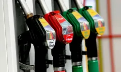 Benzine zam üstüne zam