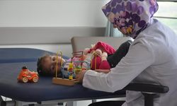 Selçuk Üniversitesi bünyesindeki merkezde serebral palsi hastası çocuklar hayata hazırlanıyor