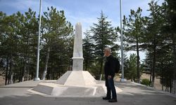 Çanakkale'de şehit düştüğü sanılan dedesinin mezarını 111 yıl sonra Edirne'de buldu