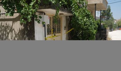 Mersin'de bir kişi annesini bıçakla öldürdü